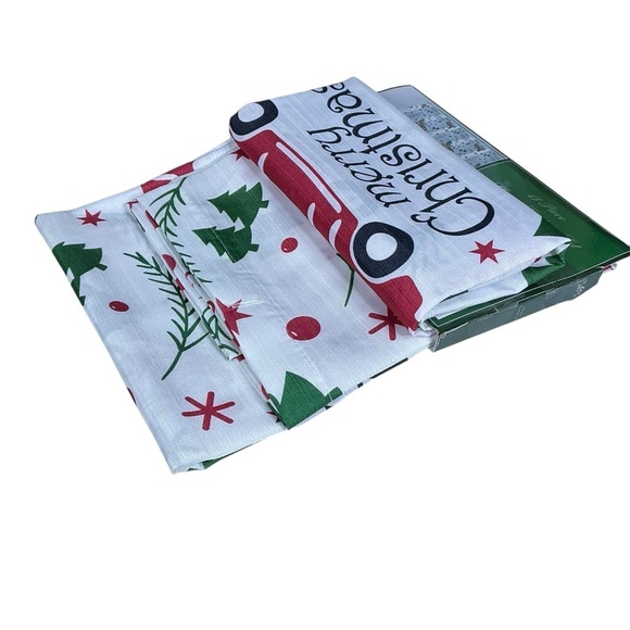 Holiday Shower Fabric Curtain Set Christmas Trucks 13 PC Set 70 x 72 White Red - Picture 7 of 16